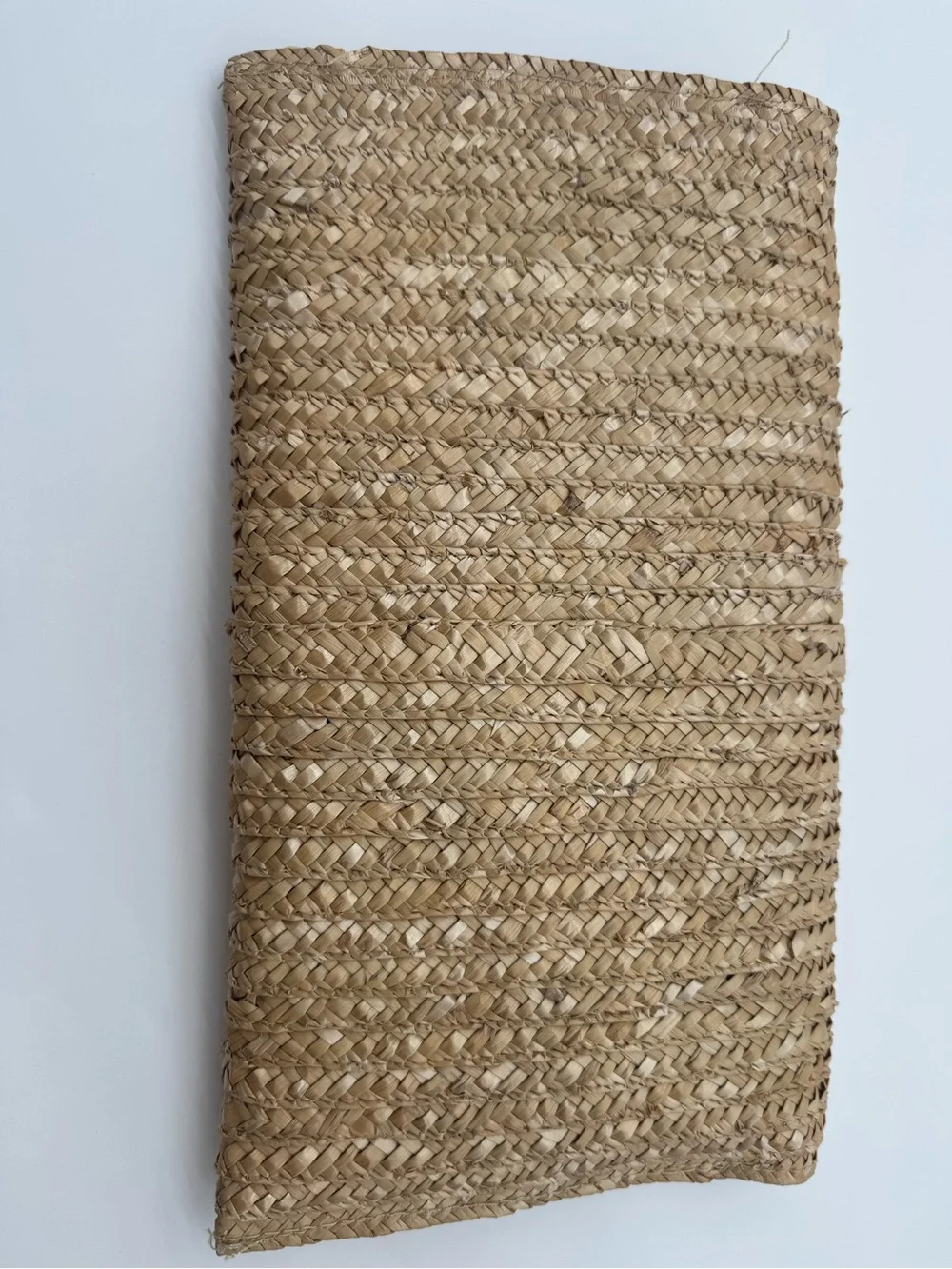 Shiraleah Woven Straw Envelope Clutch in Natural